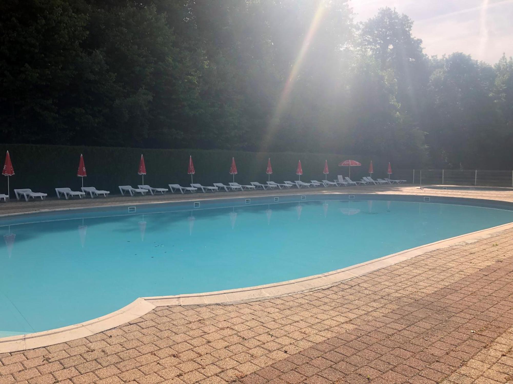 Camping Les Lupins Seppois-le-Bas Exterior foto